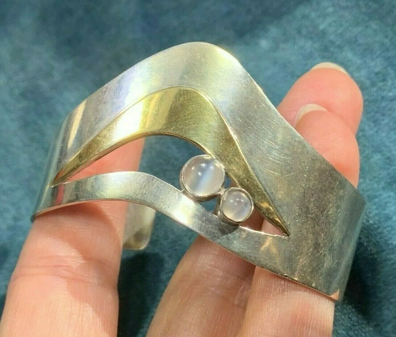18k Yellow Gold & 925 Rainbow MOONSTONE Cuff WAVE Bracelet. 29g