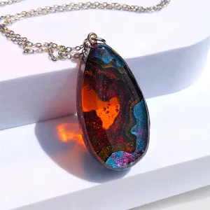 Amber Teardrop Oasis Pendant Necklace