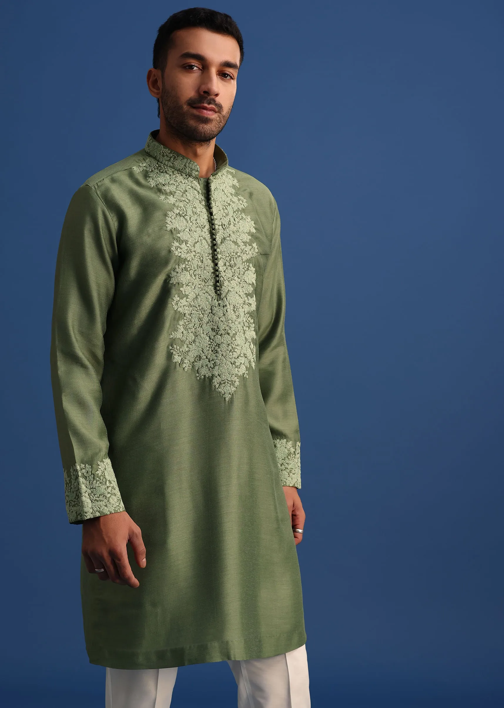 Green Floral Embroidered Kurta Set With Resham Work