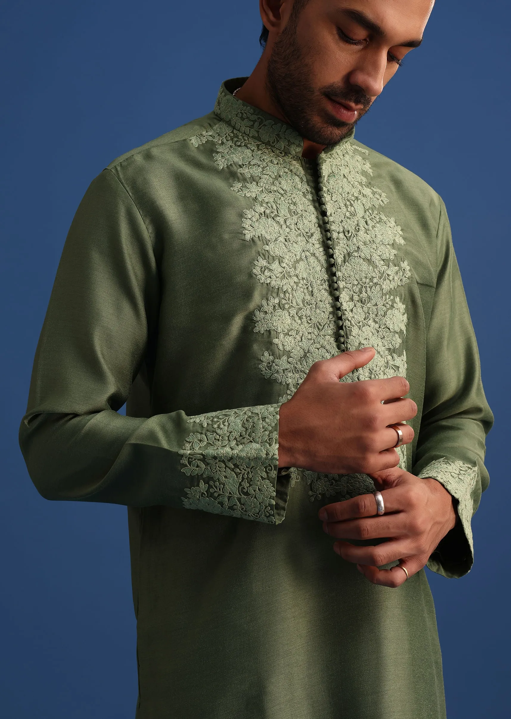Green Floral Embroidered Kurta Set With Resham Work