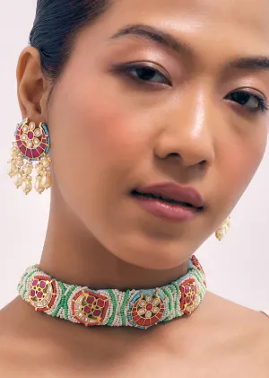 Multicolour Gold Finish Choker Set With Kundan And Thread Work