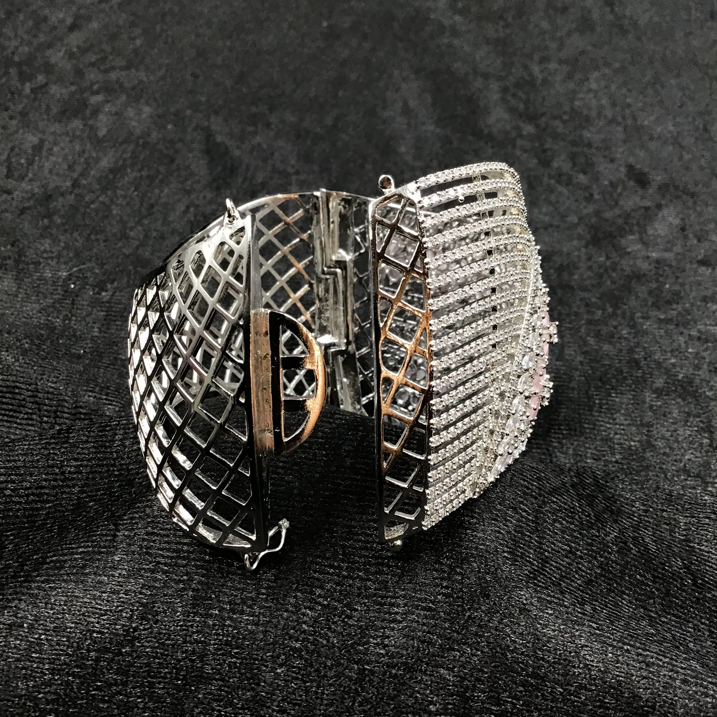 Zircon/AD Bracelet 6133-08