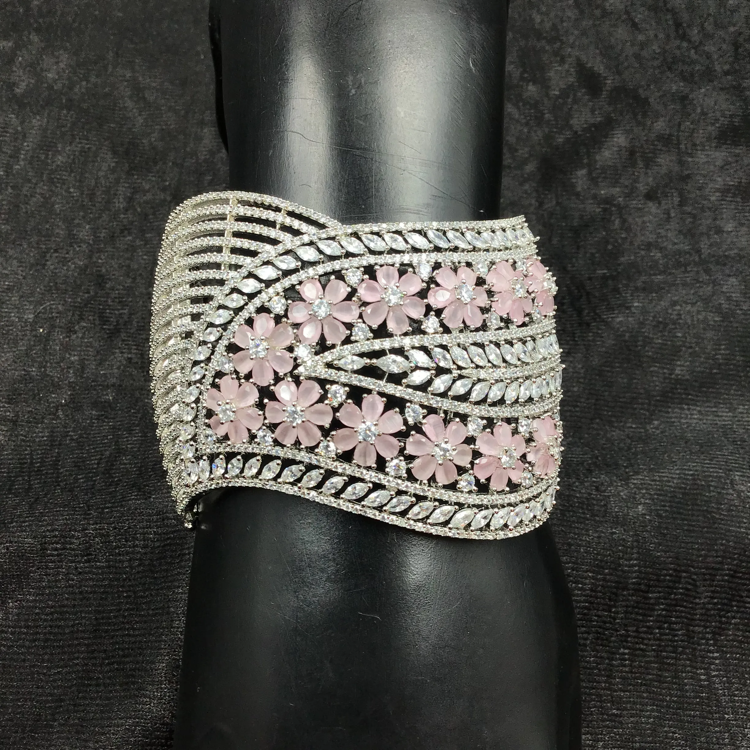 Zircon/AD Bracelet 6133-08